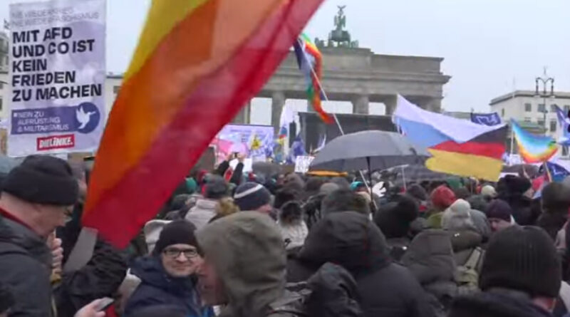 Zehntausende bei Friedensdemonstration in Berlin