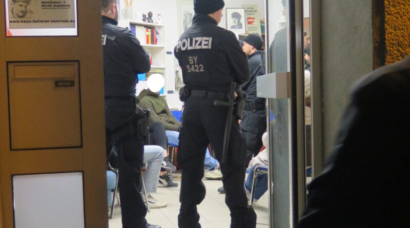 Augsburg: Hans-Beimler-Verein verurteilt Polizeiaktion im Vereinszentrum