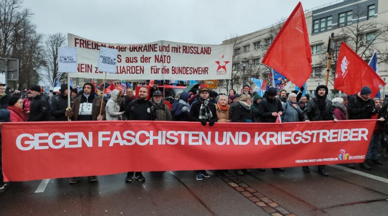 Nein zu Kriegen! Eindrücke von der Friedenskundgebung am Brandenburger Tor in Berlin am 25.11.2023