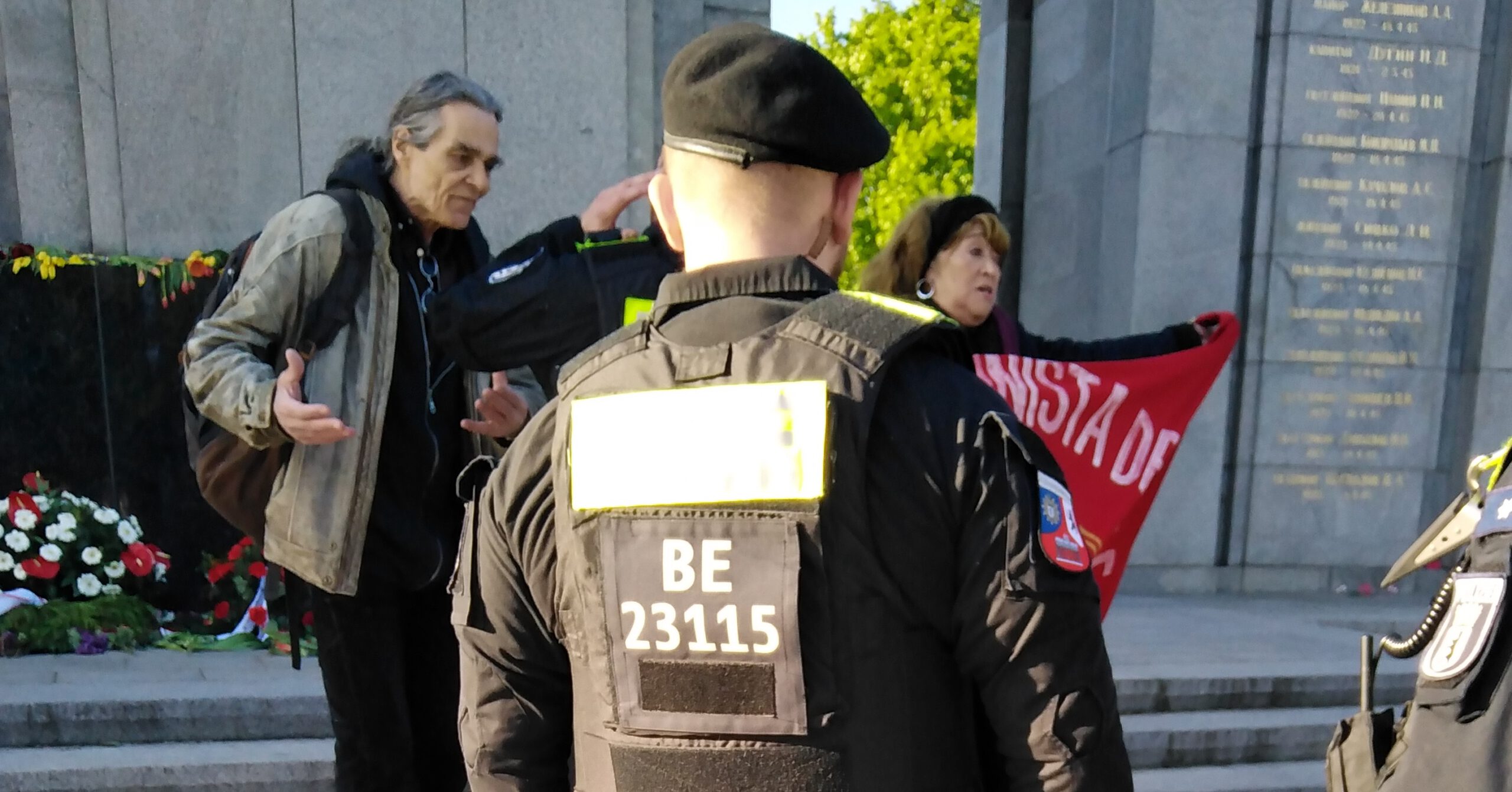 Fahne der KP Chiles in Berlin verboten